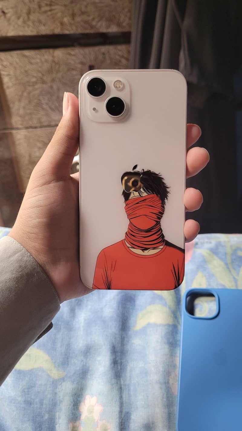 Apple iPhone 13 2
