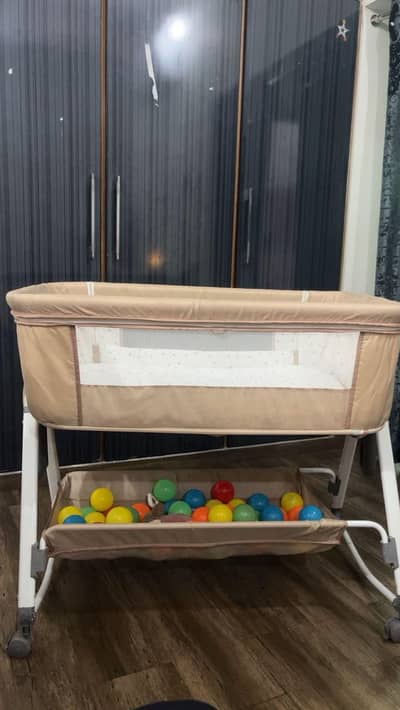 baby bed for sale new condition