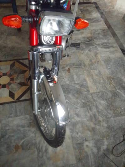 03165863349. new bike 1800 km use good condition