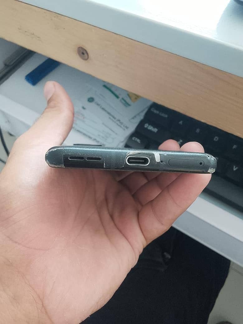 One Plus 9 Pro 3