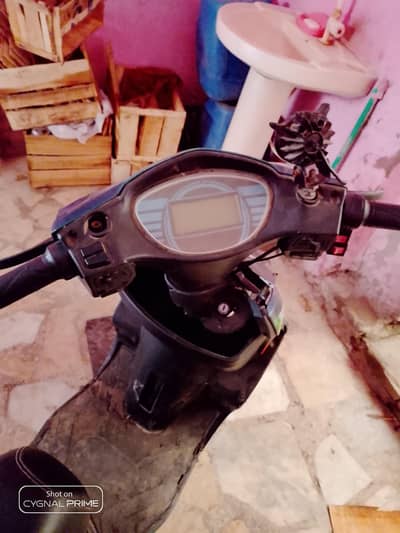 electric scooty