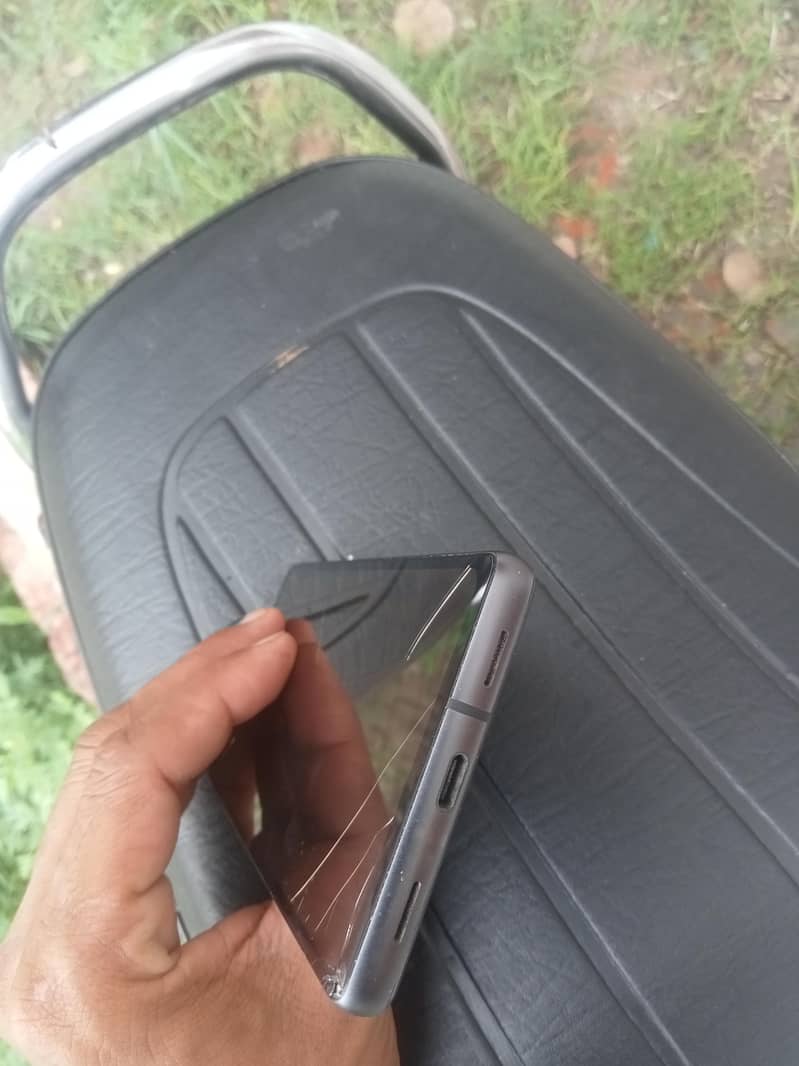 Google Pixel 7a 8/128 panal damage condition 10/10 6