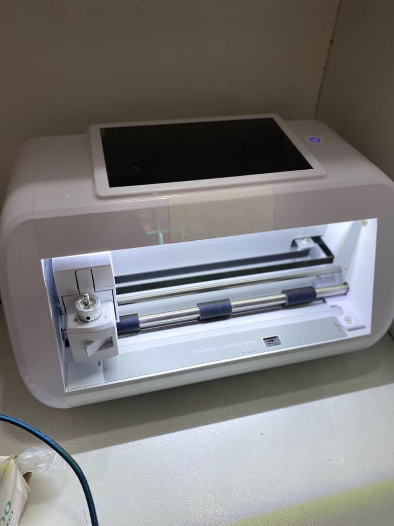 Mini intelligent plotter available with box 0