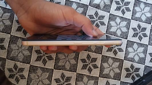 Sharp Aquos Sense 5G
