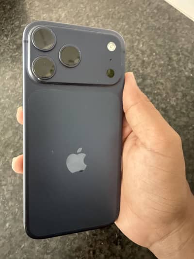 Apple iPhone 17 Pro Max JV