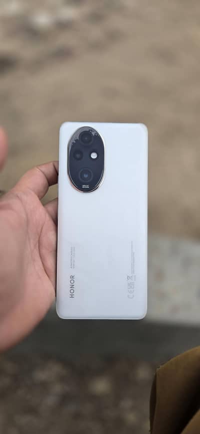 Honor 200 Pro 5g non pta 12/512 with box and original 100wat charger