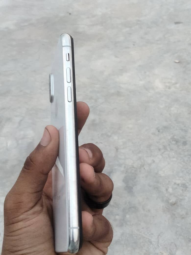 iPhone X 2