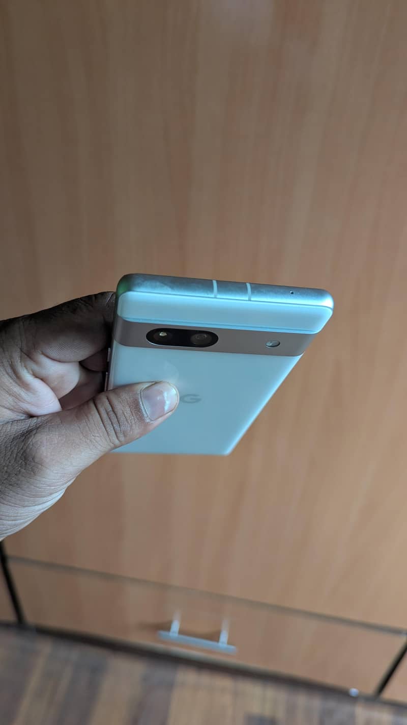 Google Pixel 7a 1