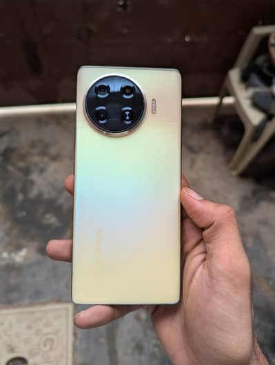 Tecno Spark 20 Pro Plus