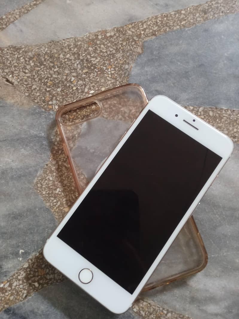 Apple iPhone 7 Plus 3