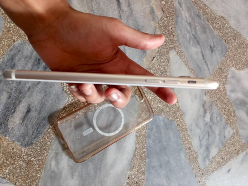 Apple iPhone 7 Plus 7