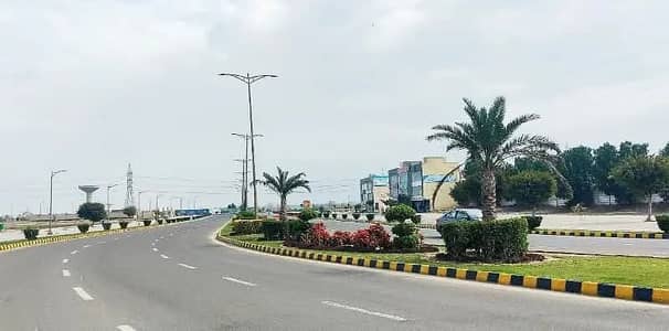 10 Marla Residential plot for Sale In New Lahore city