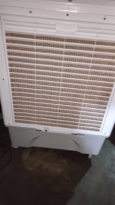 G. F. c  Air cooler