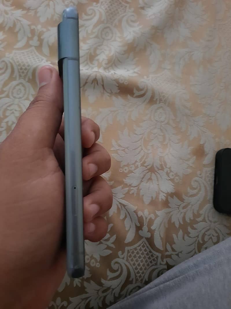 Google Pixel 8 1