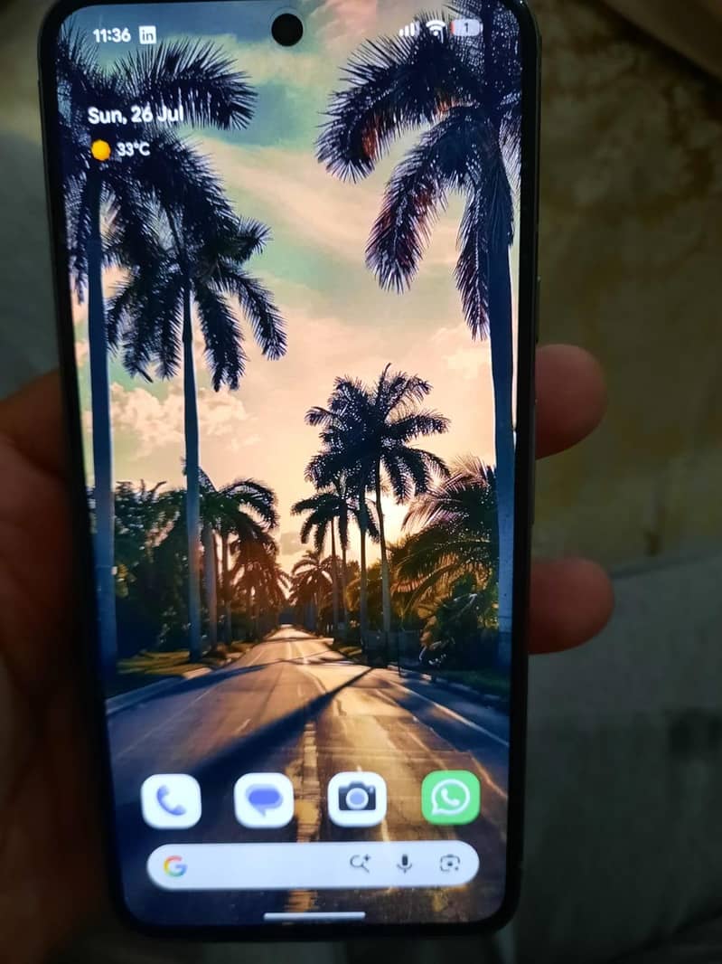 Google Pixel 8 6