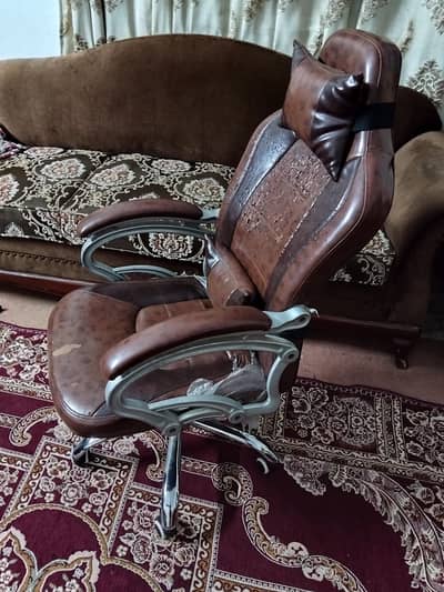 Gaming and office use chair