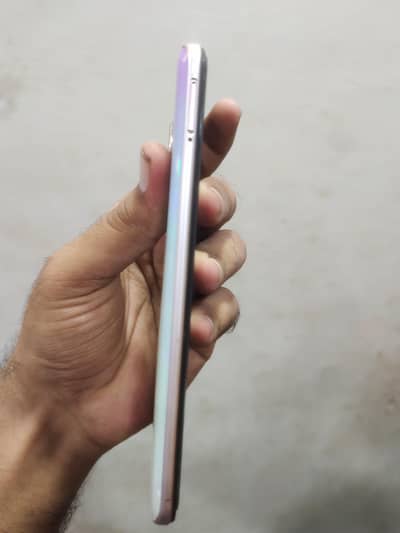 Vivo Y51