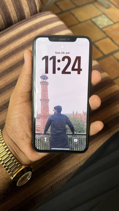 Selling my iPhone 11 Pro Max