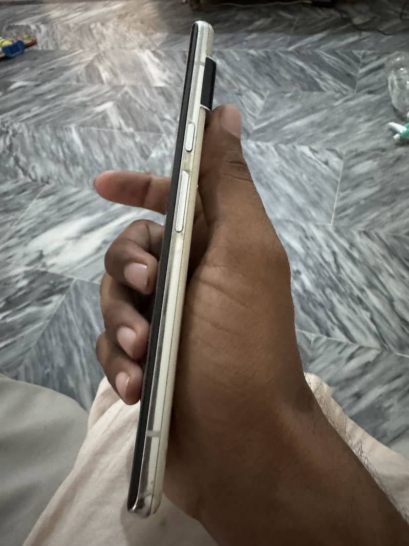 Google Pixel 6 Pro 2