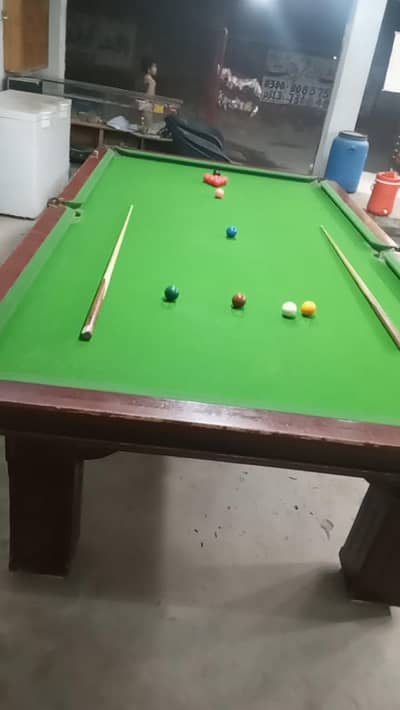 2 Full Tables (6x12 & 5x10) - Urgent Sale!