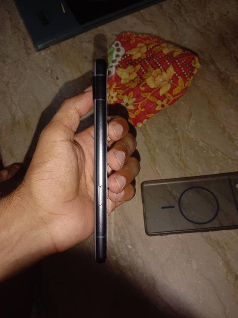 Google Pixel 7a 4
