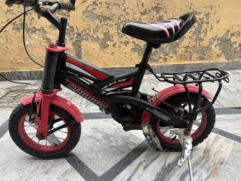 Small cycle 4
