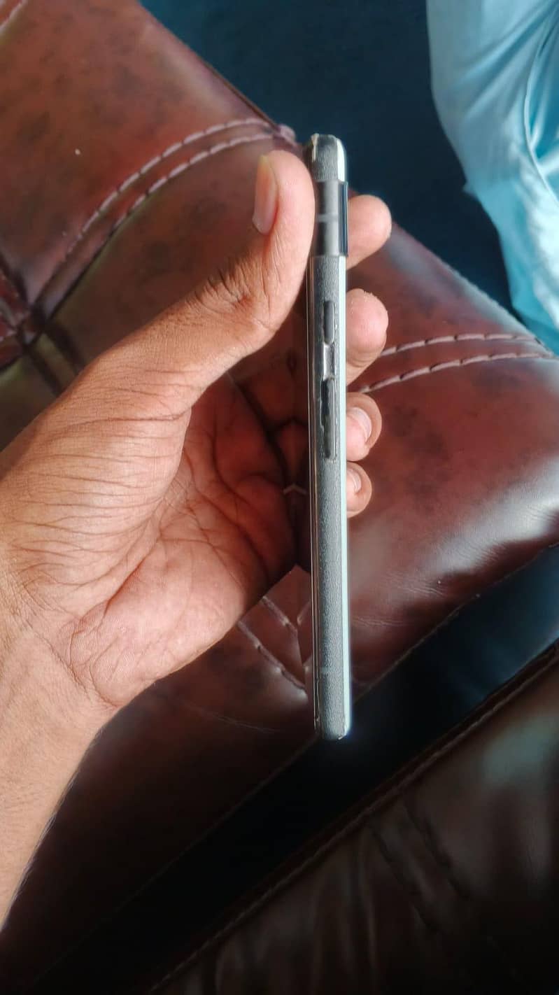 Google Pixel 6a 1