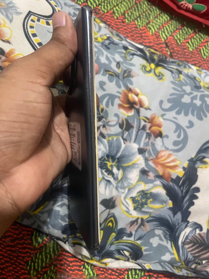 Tecno CAMON 30S 3