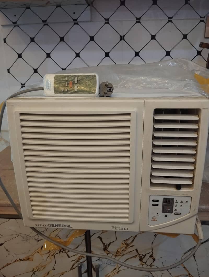Super General Window Type Air Conditioner 0