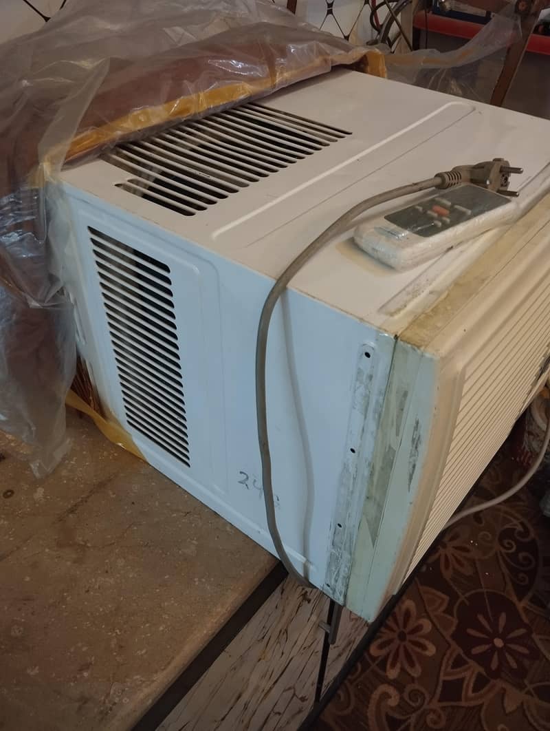 Super General Window Type Air Conditioner 6