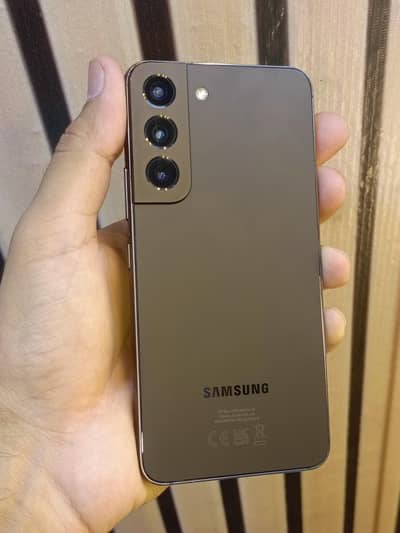 Samsung Mobile S22