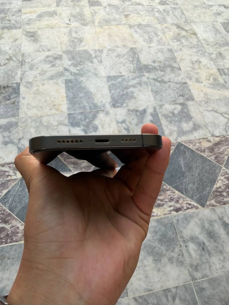 Mobile 4