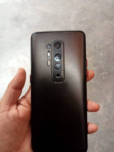 One Plus 8 Pro 12/256