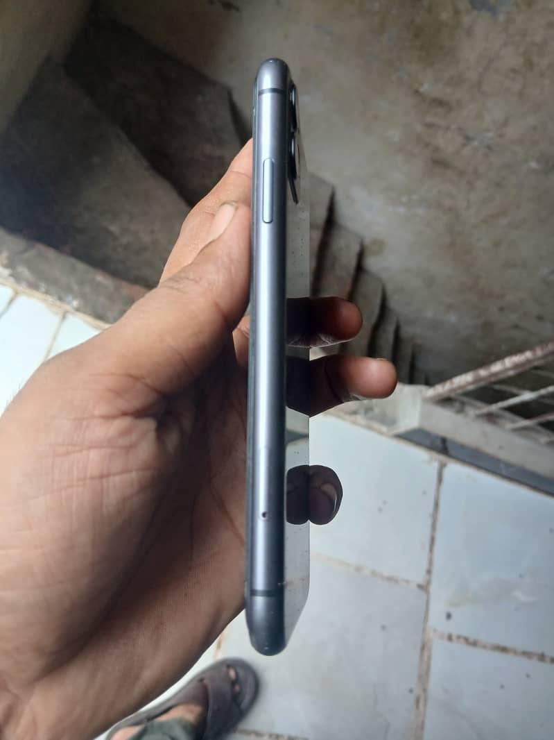 Apple iPhone 11 1