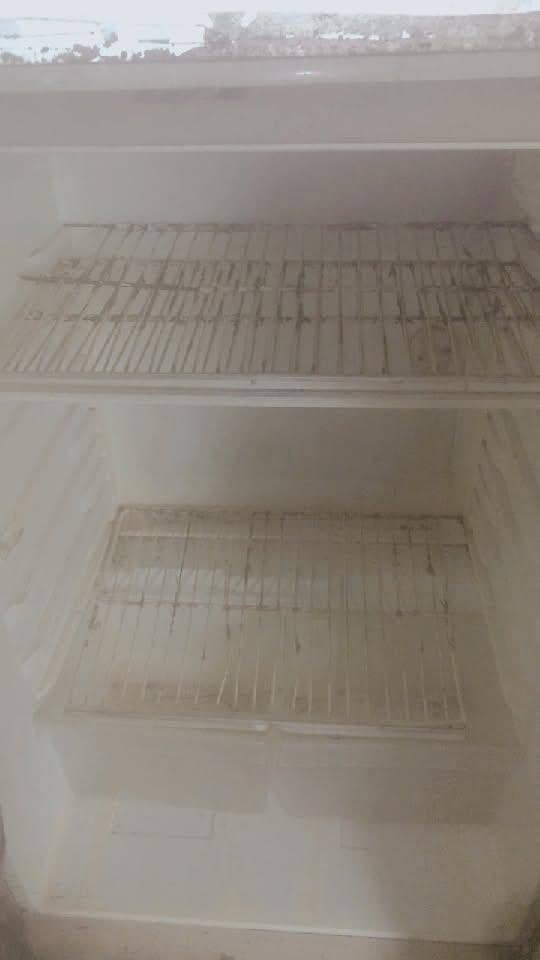 refrigerator 4