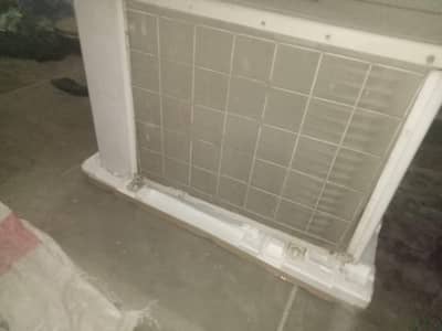 Dawlance split AC for sale