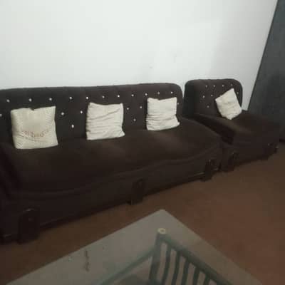 Neet and calen looking new condition 5 seeter