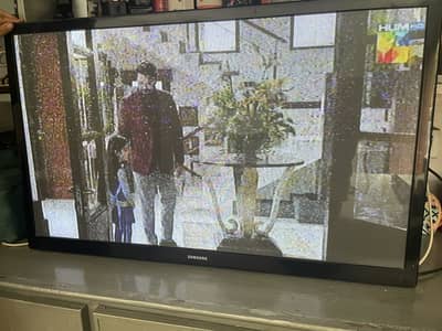 Samsung LED / LCD TV - Excellent Condition (Used)