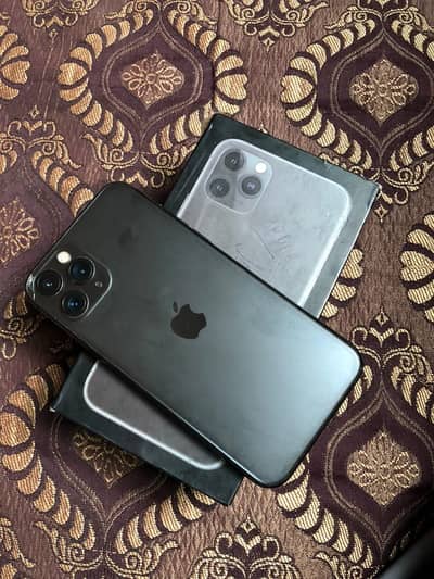 Apple iPhone 11 Pro with complete box