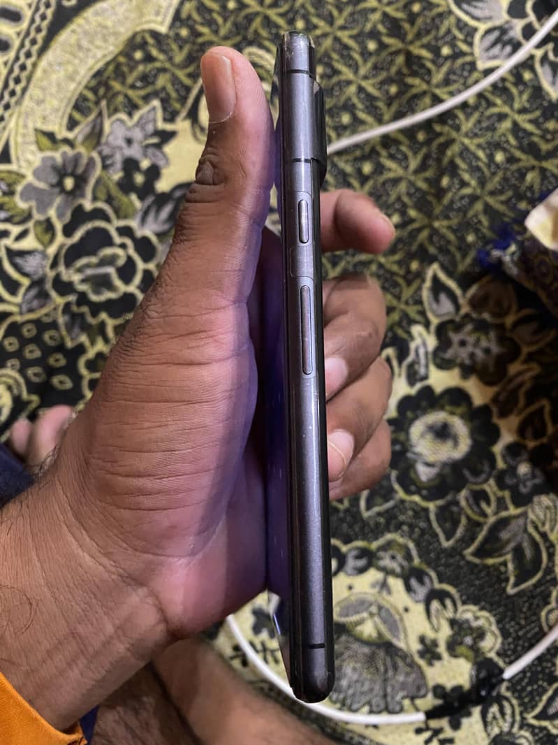 Google Pixel 7 5