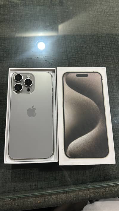 iPhone 15 Pro Max 256 Gb Jv With Box + Cable