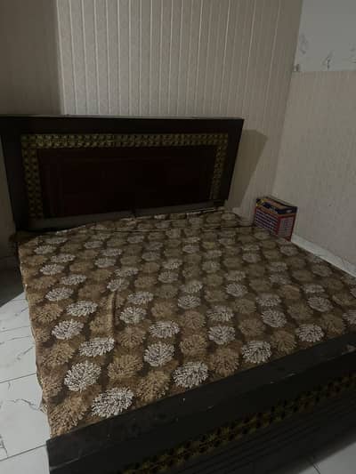 Double bed for sale without mattress
