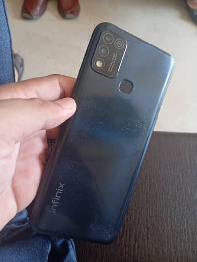 Infinix Hot 11 Play