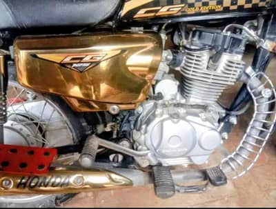 Honda CG 125 SE Gold