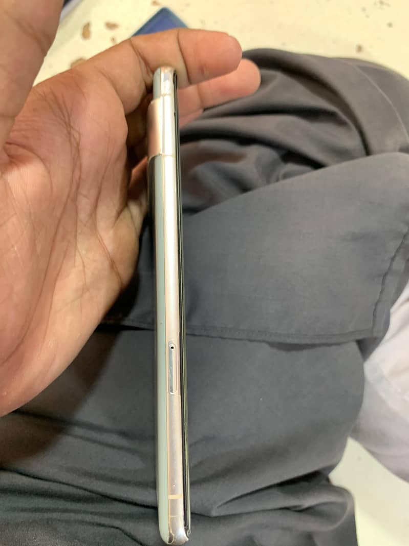 Google pixel 7 pro 2