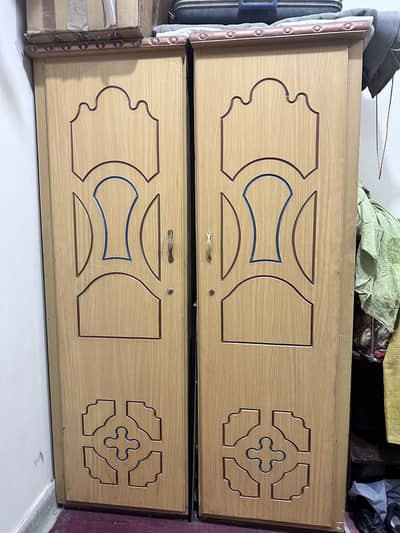 Almari for sell