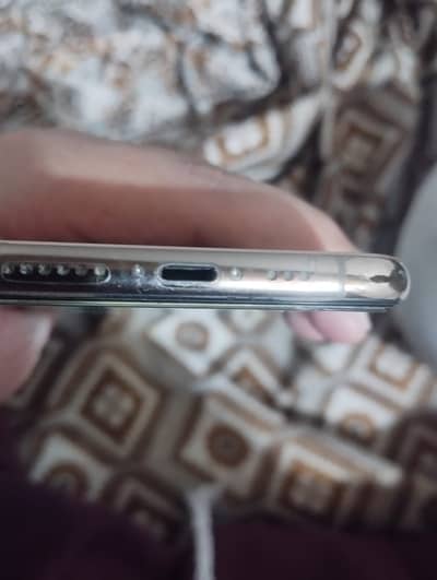 iPhone XS