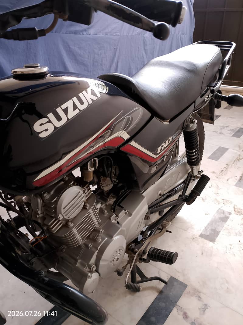 SUZUKI 0