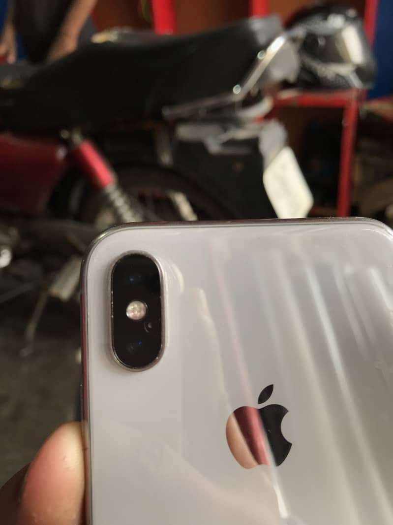 Apple iPhone X 2