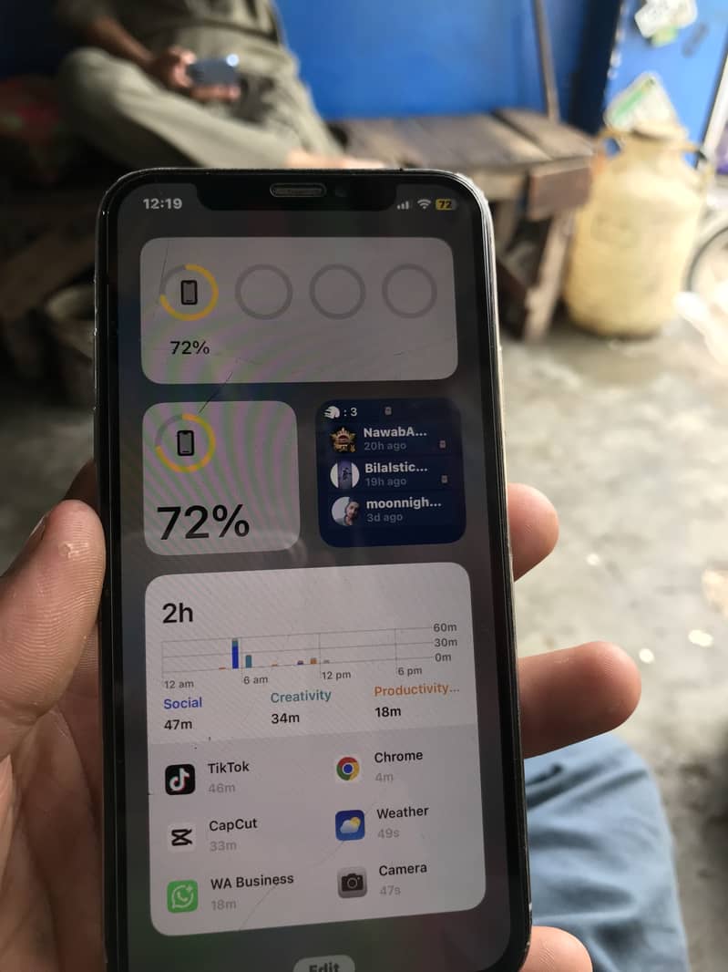 Apple iPhone X 4